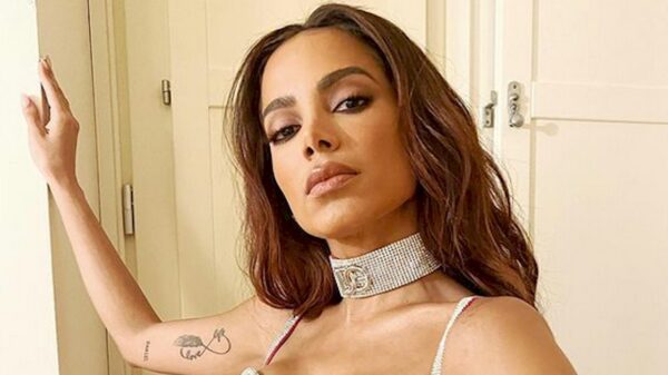 Anitta revela luta contra doença misteriosa